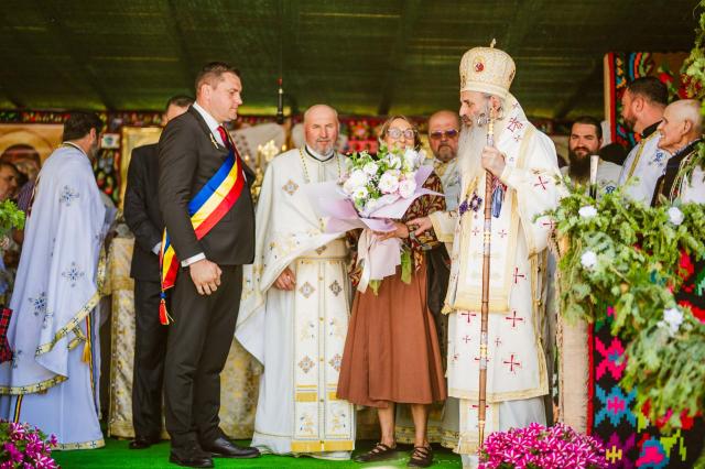 Parohia „Buna Vestire” din Popești, Farcașa, are un nou paraclis închinat Sfântului Ierarh Nectarie și Sfântului Efrem cel Nou