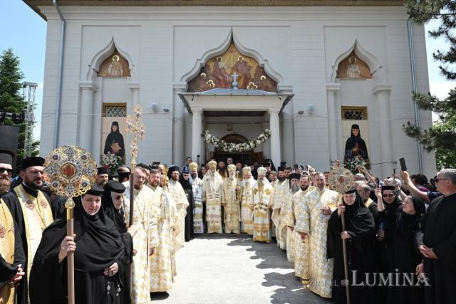 Proclamarea locală a canonizării Sfintelor Cuvioase Elisabeta și Filofteia la Mănăstirea Pasărea