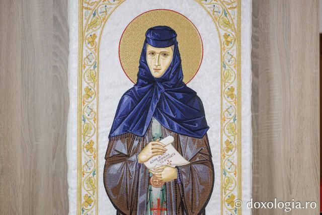 Veșmânt brodat pentru Sfânta Cuvioasă Elisabeta de la Pasăre