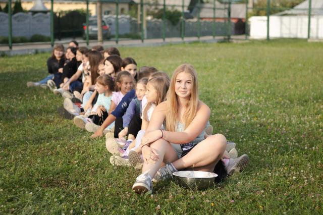 „Dăruind vei dobândi!” – peste 300 de participanți, patru zile de credință, prietenie și bucurie la Filioara