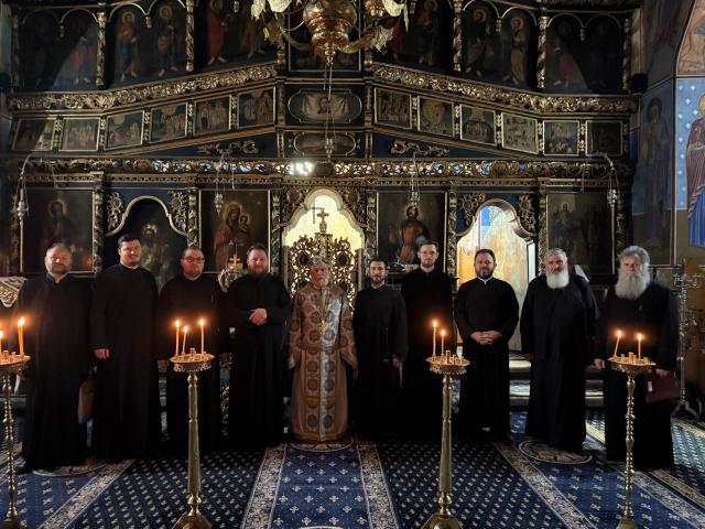 Preoții cateheți din județul Botoșani s-au întâlnit în Parohia Hudești
