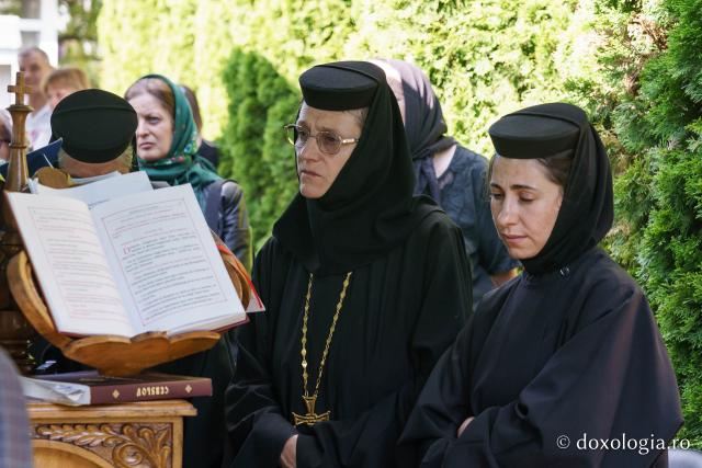 O nouă filă de istorie pentru Biserica din Popești. Sfântul lăcaș, resfințit de Mitropolitul Moldovei și Bucovinei