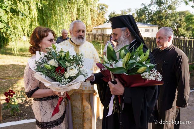 O nouă filă de istorie pentru Biserica din Popești. Sfântul lăcaș, resfințit de Mitropolitul Moldovei și Bucovinei