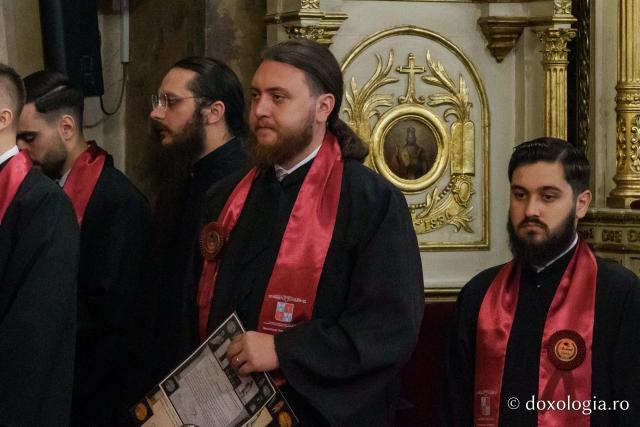 PS Nichifor Botoșăneanul, către absolvenții Facultății de Teologie din Iași: „Jurământul depus astăzi este un chip al rugăciunii, un gând de mulțumire”