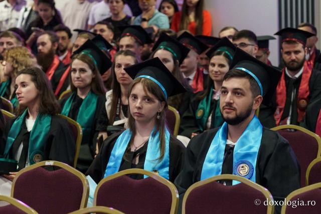 PS Nichifor Botoșăneanul, către absolvenții Facultății de Teologie din Iași: „Jurământul depus astăzi este un chip al rugăciunii, un gând de mulțumire”