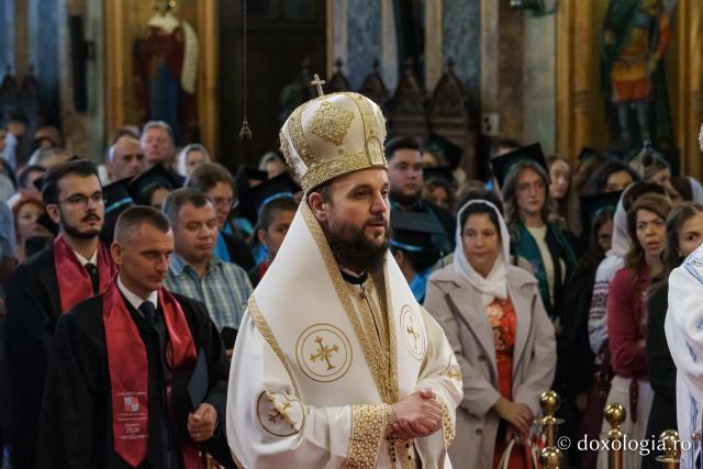 PS Nichifor Botoșăneanul, către absolvenții Facultății de Teologie din Iași: „Jurământul depus astăzi este un chip al rugăciunii, un gând de mulțumire”
