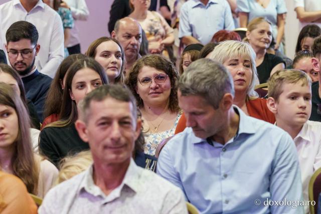 PS Nichifor Botoșăneanul, către absolvenții Facultății de Teologie din Iași: „Jurământul depus astăzi este un chip al rugăciunii, un gând de mulțumire”