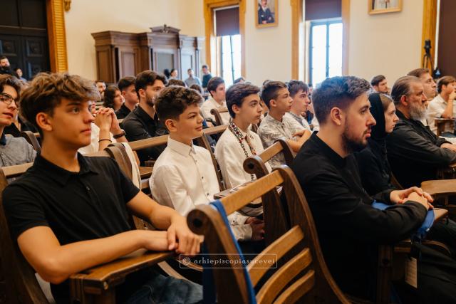 A început cea de-a XIX-a ediție a Masterclass-ului Internațional de Cânt Bizantin de la Iași