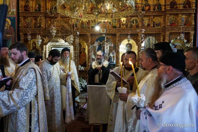 Starețul Mănăstirii Bisericani, protos. Serafim Mihali, a fost înmormântat