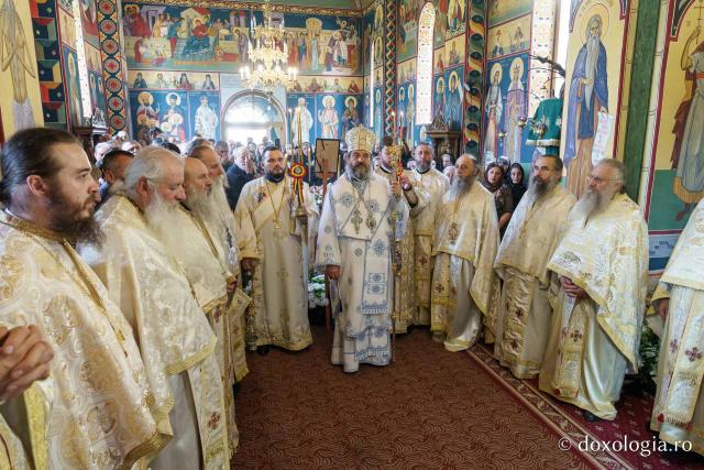 Starețul Mănăstirii Bisericani, protos. Serafim Mihali, a fost înmormântat