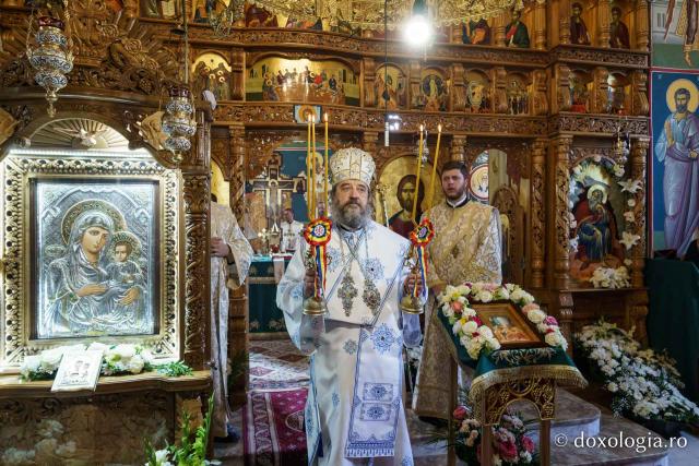 Starețul Mănăstirii Bisericani, protos. Serafim Mihali, a fost înmormântat