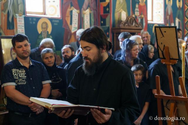 Starețul Mănăstirii Bisericani, protos. Serafim Mihali, a fost înmormântat