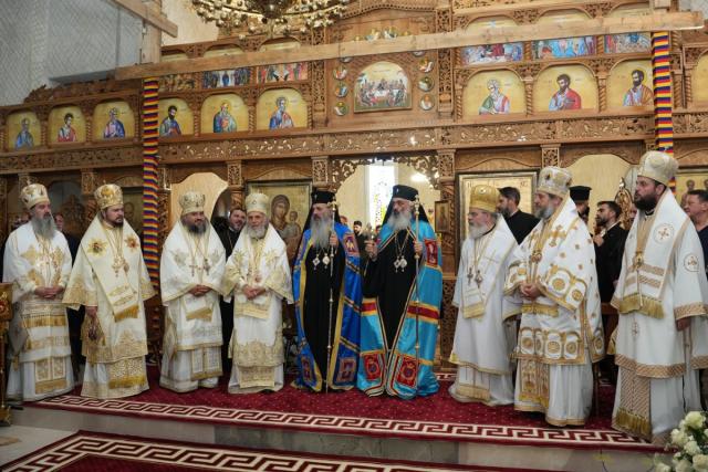 A fost întronizat noul Mitropolit al Basarabiei: „Dorința noastră sinceră de înnoire a vieții duhovnicești nu va rămâne fără ajutorul lui Dumnezeu”