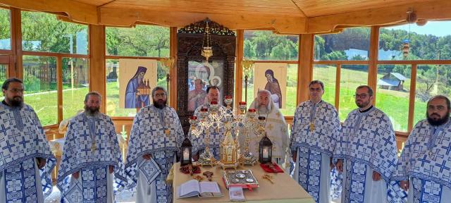 Hramul închinat Sfântului Cuvios Atanasie Athonitul, sărbătorit la Schitul Pocrov