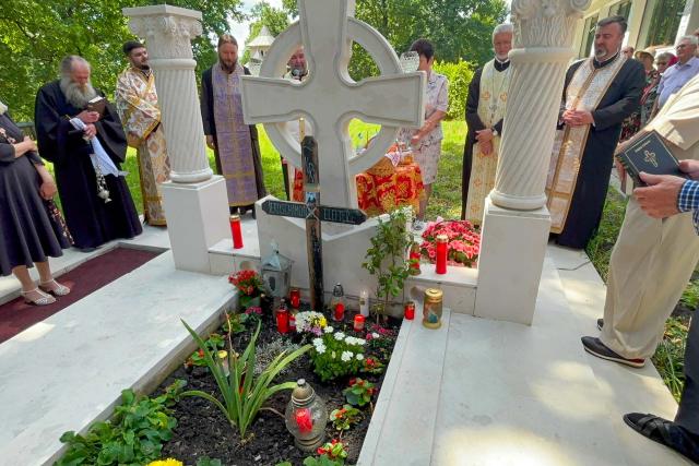 Lansare de carte în memoria părintelui Elefterie de la Schitul Cărbuna