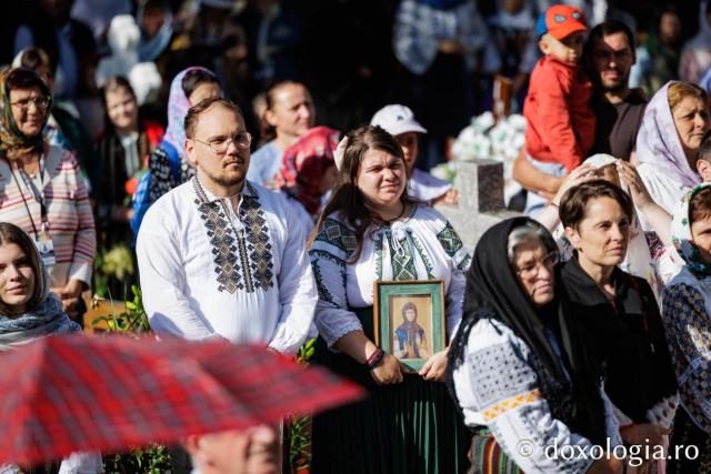 Mama Cuviosului Petroniu, cinstită la ea acasă | Proclamarea locală a canonizării Sfintei Olimpiada de la Fărcașa