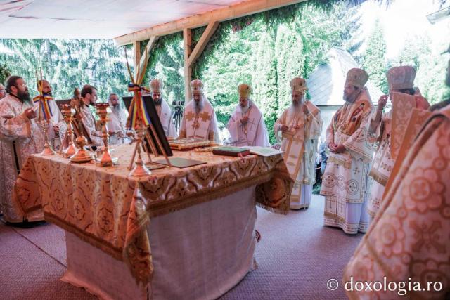 Mama Cuviosului Petroniu, cinstită la ea acasă | Proclamarea locală a canonizării Sfintei Olimpiada de la Fărcașa