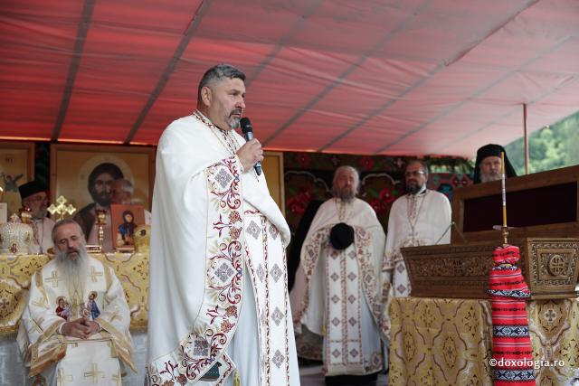 Pr. Cătălin Coșula