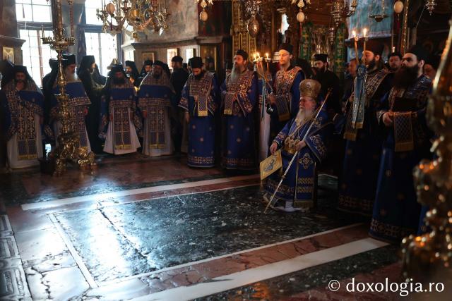 Prăznuirea Soborului Sfinților Vatopedini