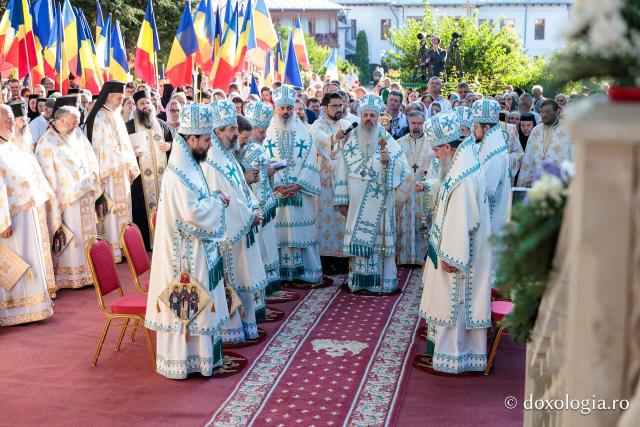 Proclamarea locală a canonizării Sfintelor de la Văratec | Cuvioaselor Nazaria, Olimpiada și Elisabeta, rugați-vă pentru noi!