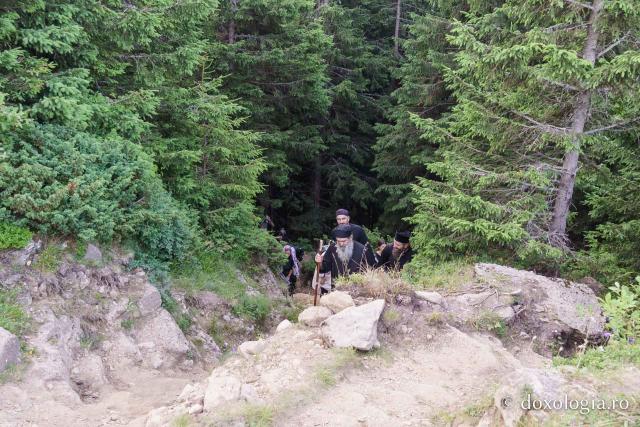 Mănăstirea Ceahlău și-a sărbătorit hramul în prezența a numeroși pelerini