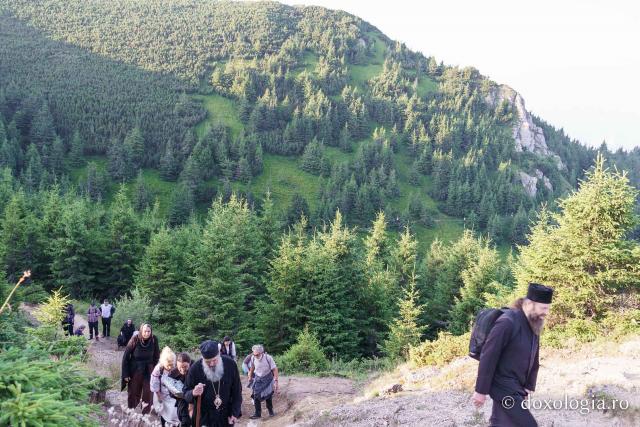 Mănăstirea Ceahlău și-a sărbătorit hramul în prezența a numeroși pelerini