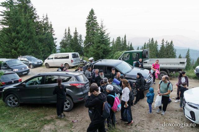 Mănăstirea Ceahlău și-a sărbătorit hramul în prezența a numeroși pelerini