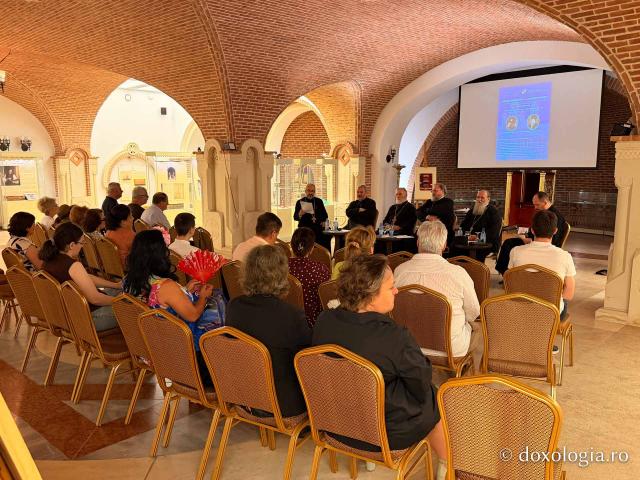 Arhiepiscopia Iașilor și Facultatea de Teologie „Sfântul Dumitru Stăniloae” au marcat 200 de ani de la hotărârea ridicării Catedralei Mitropolitane