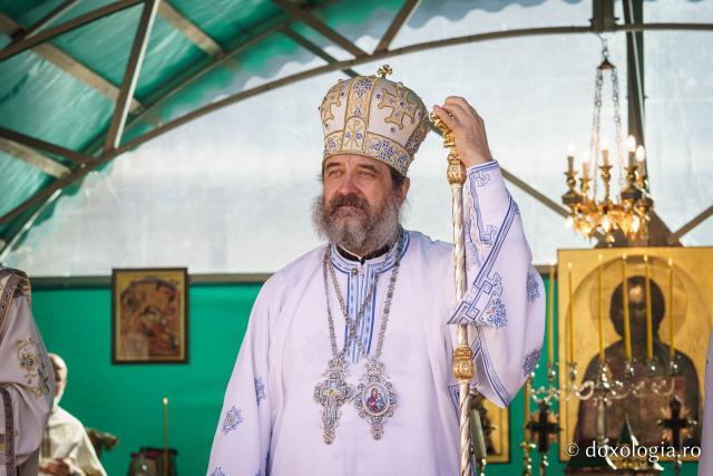Bucurie duhovnicească la hramul Mănăstirii Bistrița – Neamț