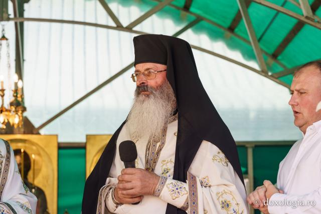 Bucurie duhovnicească la hramul Mănăstirii Bistrița – Neamț