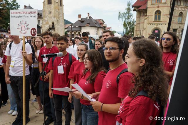 Sute de tineri s-au adunat la Piatra Neamț, la ITOM 2026: „Prin prezența voastră aici arătați că în această țară nu totul este pierdut”