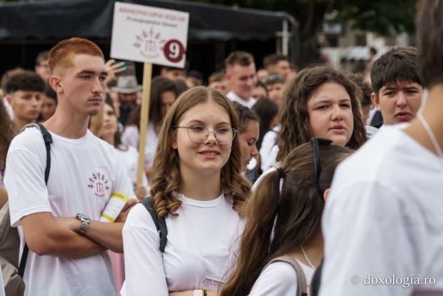 Sute de tineri s-au adunat la Piatra Neamț, la ITOM 2026: „Prin prezența voastră aici arătați că în această țară nu totul este pierdut”