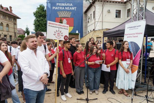 Sute de tineri s-au adunat la Piatra Neamț, la ITOM 2026: „Prin prezența voastră aici arătați că în această țară nu totul este pierdut”