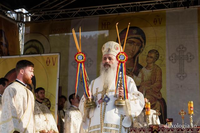 Sfânta Liturghie ITOM 2026 Piatra Neamț IPS Teofan