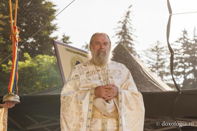 Sfânta Liturghie ITOM 2026 Piatra Neamț IPS Teofan