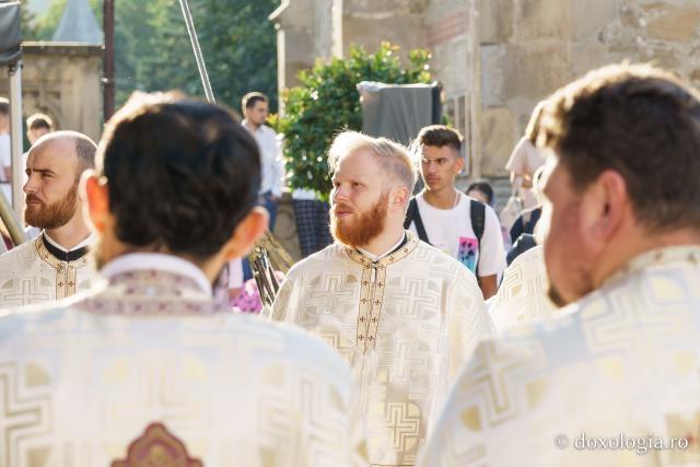 Sfânta Liturghie ITOM 2026 Piatra Neamț IPS Teofan