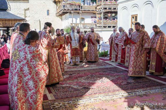 Hram la Mănăstirea Secu, de sărbătoarea Tăierii Capului Sfântului Ioan Botezătorul