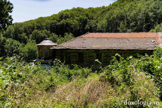 Chilia Molivoklisia – Kareia, Athos