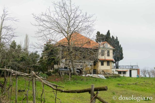 Chilia „Sfânta Treime” Profourni – Kareia, Athos