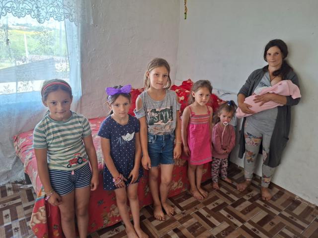 Ajută șase surori din Neamț să aibă un pat al lor. Donează pe Fiideajutor.ro!