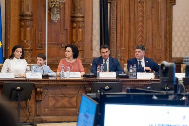 Gala Performanței Elevilor de Nota 10 – ediția a III-a
