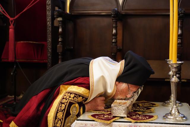 Patriarhul Ecumenic Bartolomeu I a semnat actele de canonizare a patru sfinți români athoniți