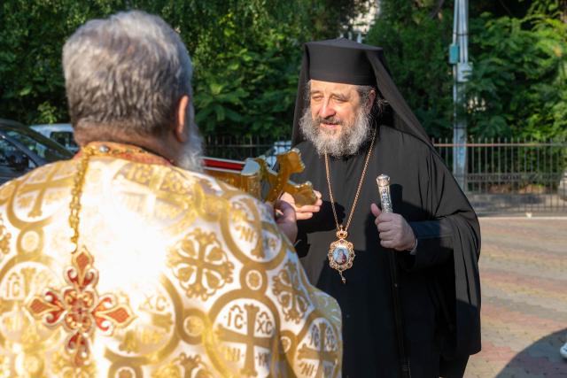 Preasfințitul Părinte Nichifor Botoșăneanul a slujit la Biserica Vovidenia și a prezidat Conferința preoțească a Protopopiatului Botoșani
