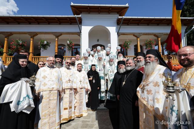 Proclamarea locală a canonizării Sfintelor de la Văratec | Cuvioaselor Nazaria, Olimpiada și Elisabeta, rugați-vă pentru noi!