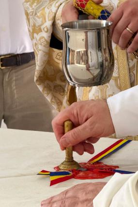 PS Nichifor Botoșăneanul a resfințit biserica Parohiei „Adormirea Maicii Domnului” – Dolina