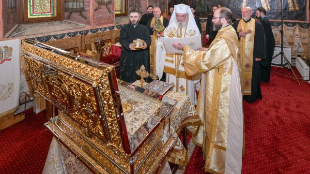 Racla cu moaștele Sfintei Maria Brâncoveanu, sfințită de Patriarhul României