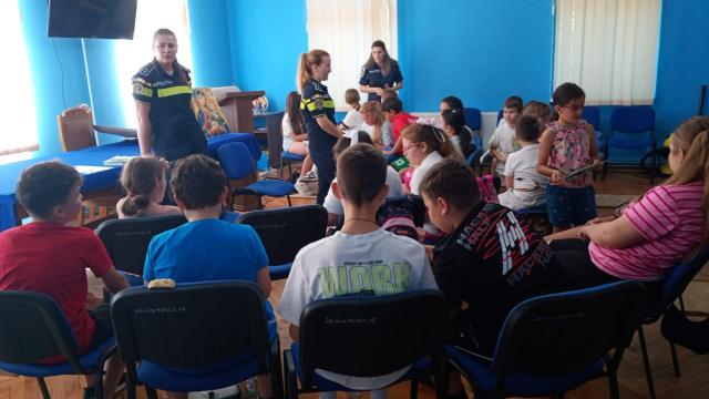 Școala de vară „Maica Domnului, ocrotitoarea copiilor”, ediția a III-a, la Dorohoi