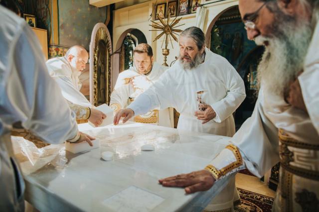 Biserica Parohiei Negrești I, sfințită după lucrări de restaurare și înfrumusețare