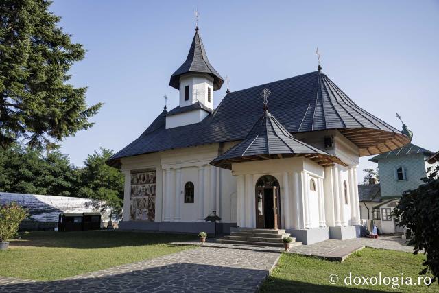 Mănăstirea Sihăstria Voronei din județul Botoșani