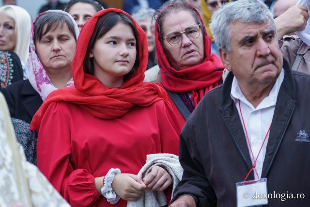 Bucurie duhovnicească la Straja: Biserica „Sfânta Treime” a fost sfințită